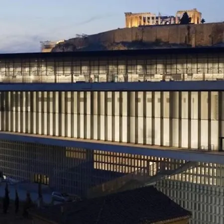 3 Minutes Walk To Acropolis, Stylish * אתונה
